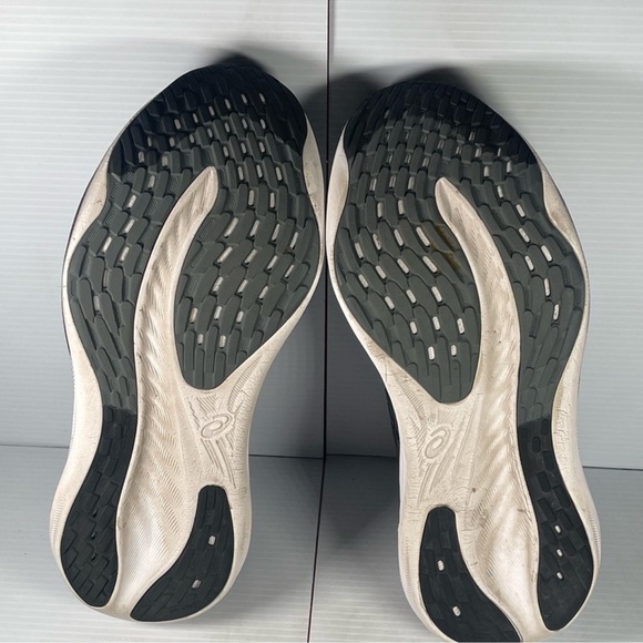 ASICS Gel Nimbus 26 - Picture 1 of 6